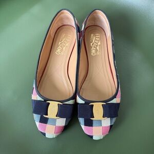 Salvatore Ferragamo Varina ballet flats (size 6.5 wide)
